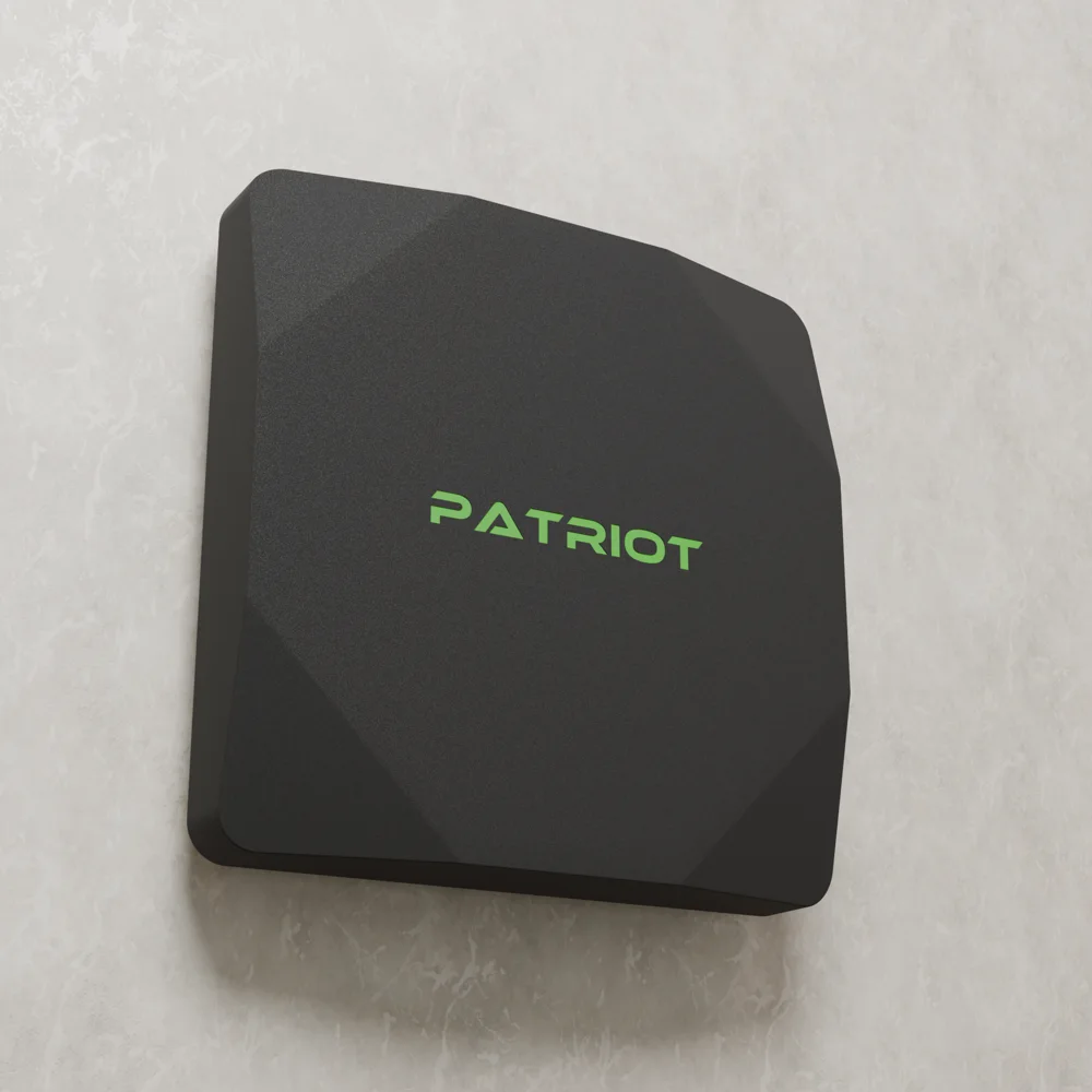 Patriot Hub Pro на стене